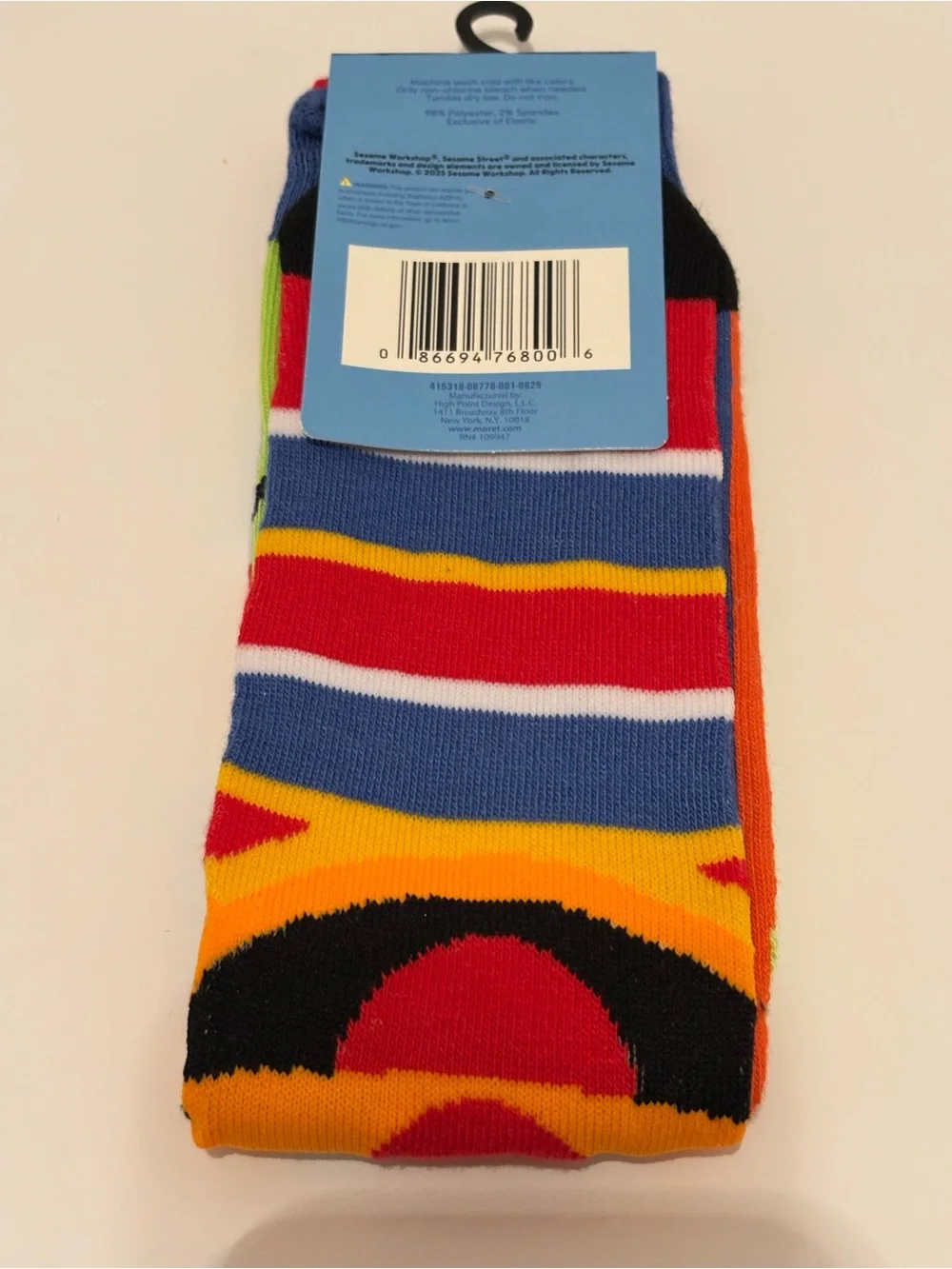 New Sesame Street Bert & Ernie (Ernie) Mens sz 6.5-12 Pair of Novelty Crew Socks